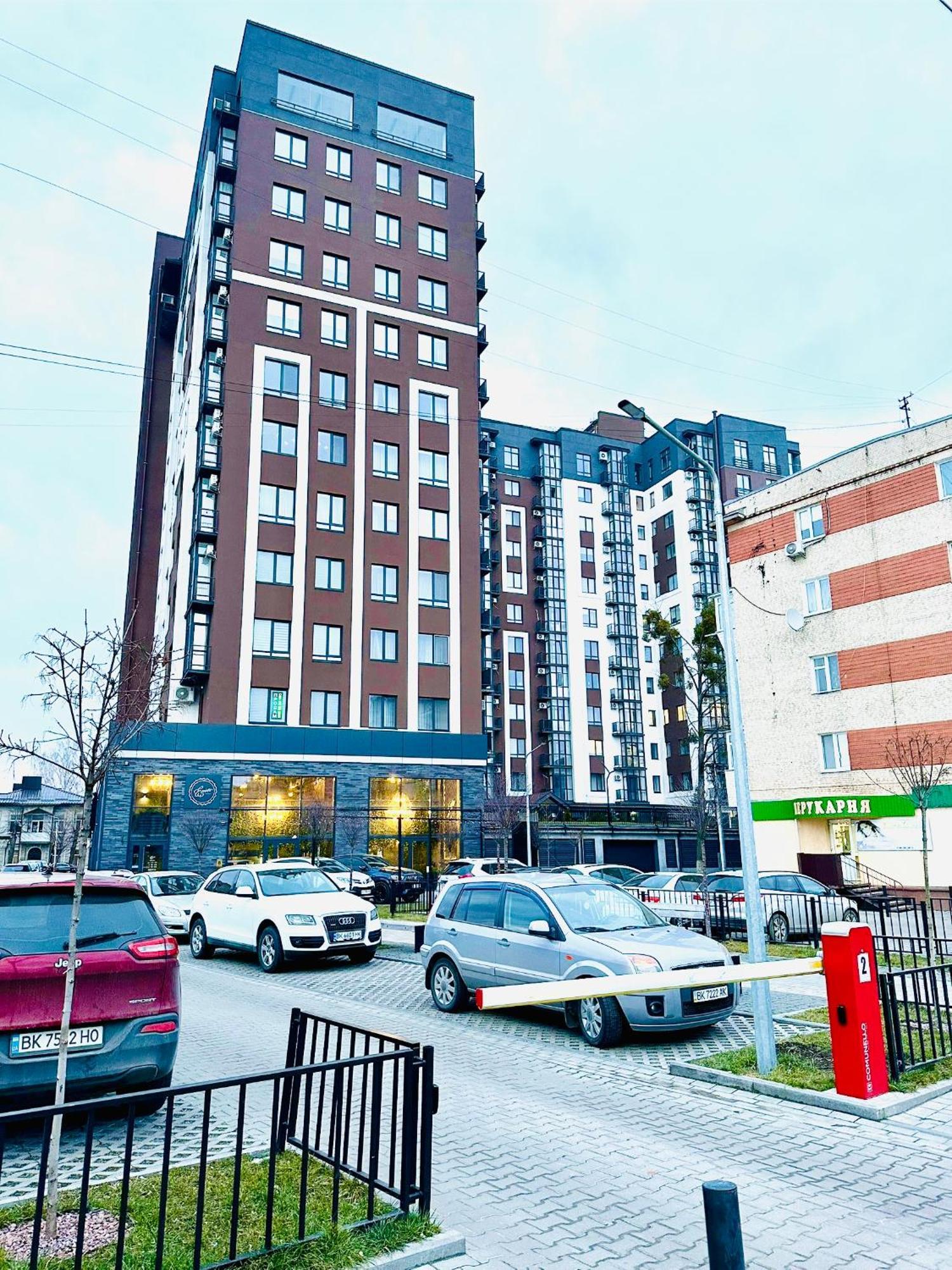 Designer Apartments In The City Center Rivne Exterior foto